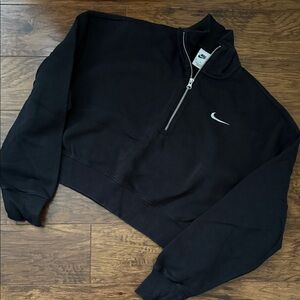 Nike Cropped Quarter Zip Sweatshirt